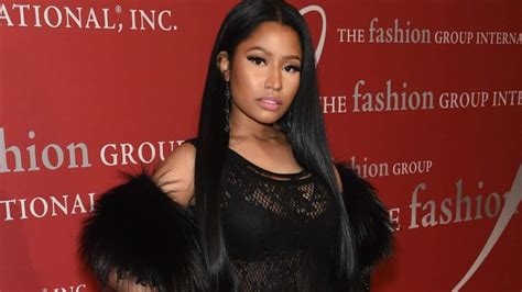 Nicki Minaj Awards 37 College Scholarships Via Social Media.